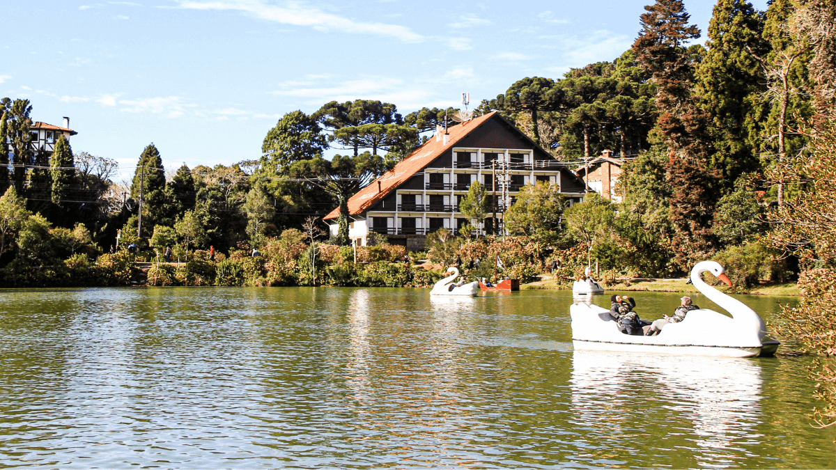 Passeio no Lago Negro em Gramado