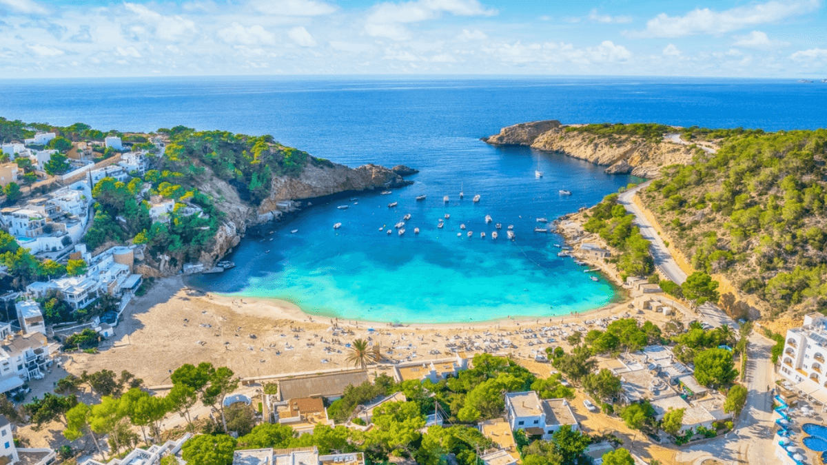 Praia Cala Saladeta na Ilha de Ibiza