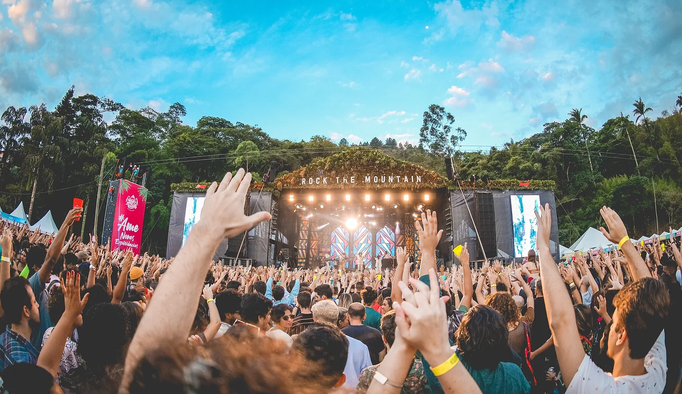 rock-the-mountain-hurb-petropolis-festival