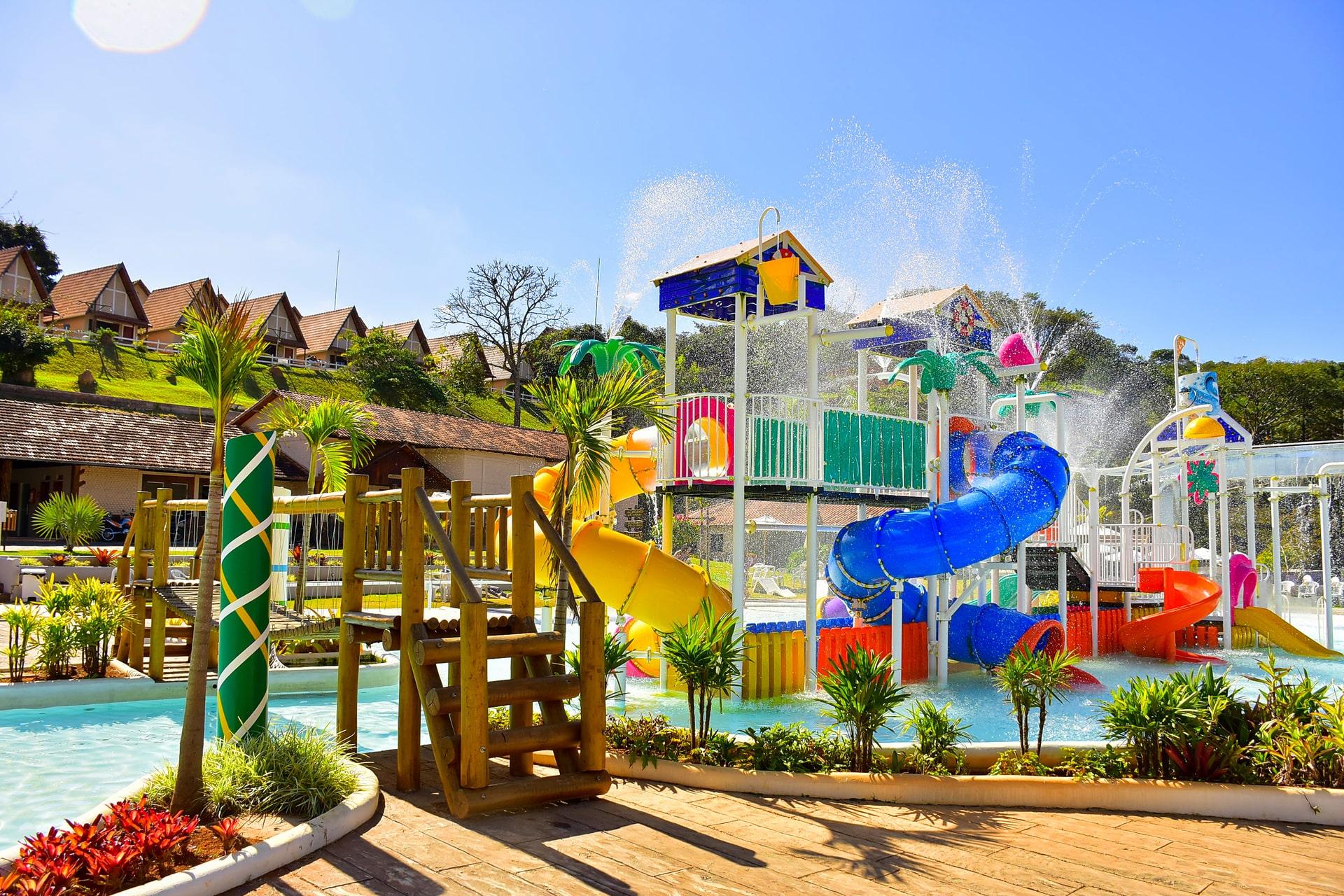 Area Kids do Hotel Fazenda Vista Alegre com muita diversão para crianças.