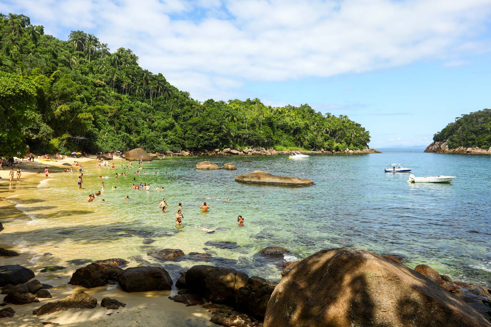 praia de ubatuba. Descubra o litoral norte de São Paulo.