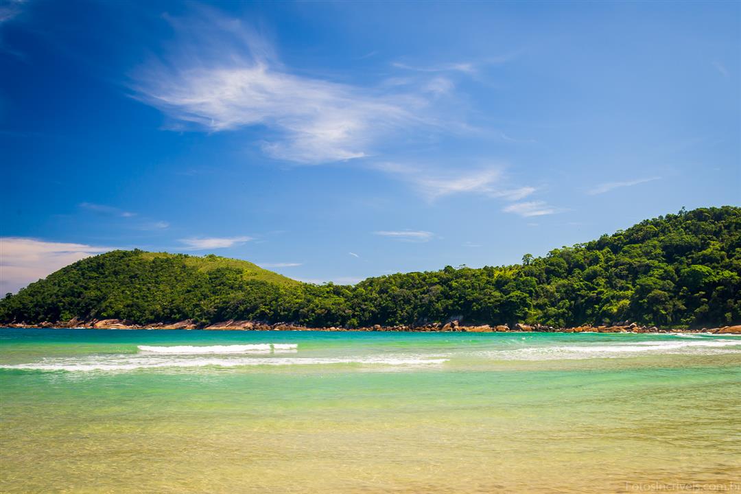 Conheça as praias de Antigos e Antiguinhos em Paraty!