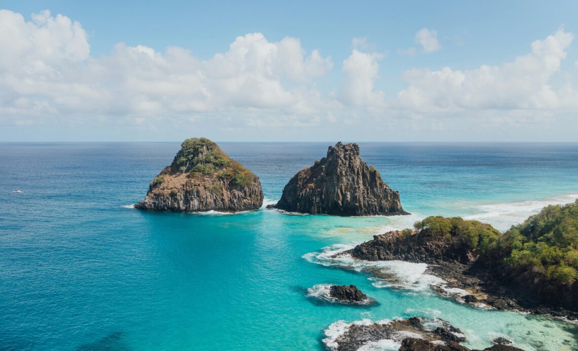 Dia dos Namorados, Fernando de Noronha Campos do Jordão Gramado Bonito Lenções Maranhenses Rio de Janeiro + Angra dos Reis + Paraty